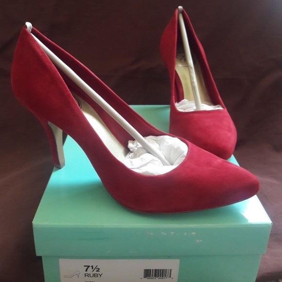 Jessica Simpson Ruby Red Suede Pump Heels Aven - Picture 1 of 7
